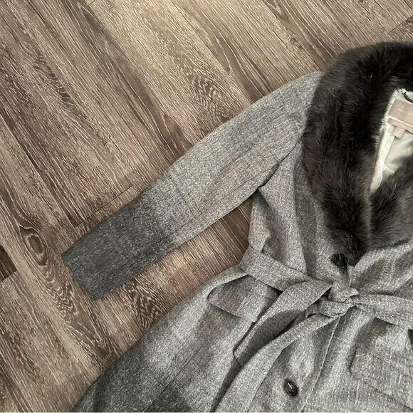 Banana Republic Ombré Coat with Faux Fur Trim - Picture 3 of 7